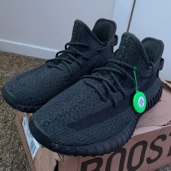 adidas gazelle silver green womens adidas Yeezy Boost 350 V2 'Static Black Non-Reflective'